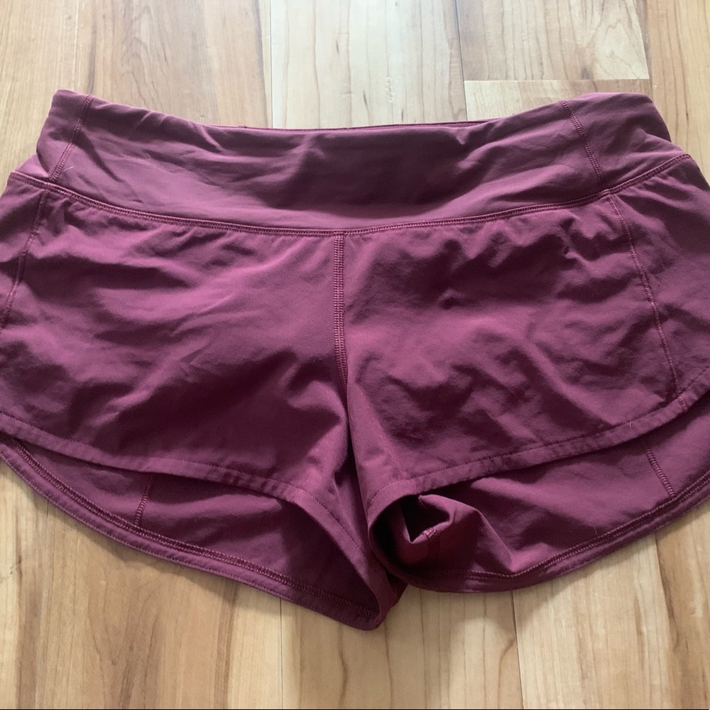 Lululemon Speed Up Shorts low rise 2.5inseam size 6